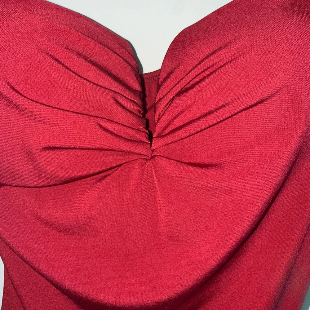 Red Strapless Sweetheart Bodysuit ♥️ Padded Cups, Soft Stretch Material - Picture 2 of 5